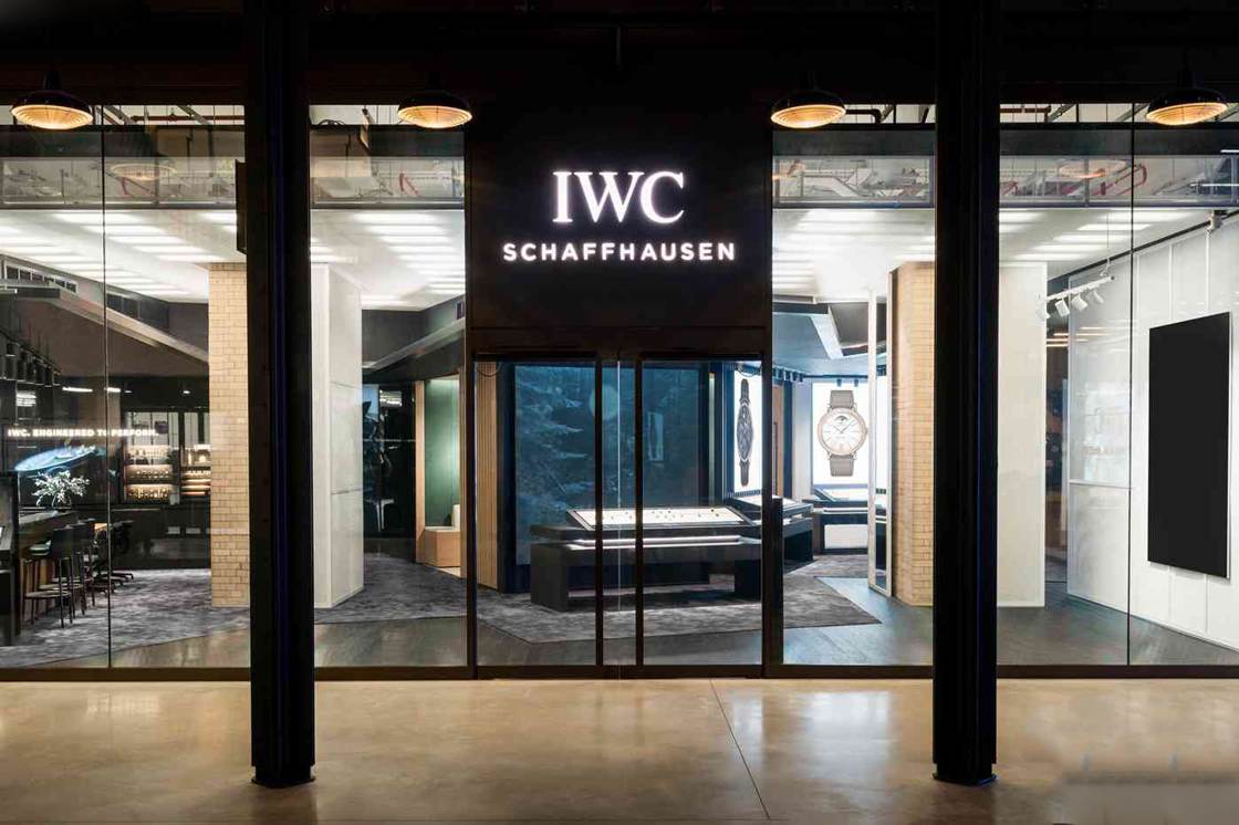 IWC万国表于标志性巴特西发电站开设全新精品店