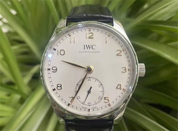 万国表蒙子坏了解决办法详解（图）