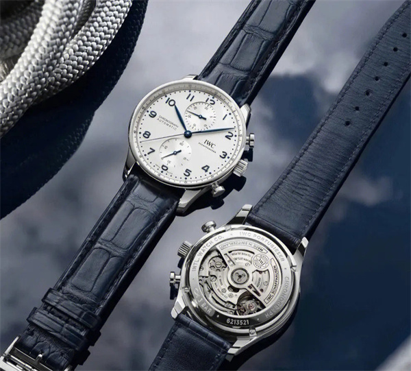 万国手表机芯里面有划痕处理办法详解(图) 万国手表机芯里面有划痕处理办法详解(图)