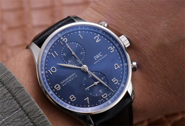 万国手表表针不走了应该咋解决（图）